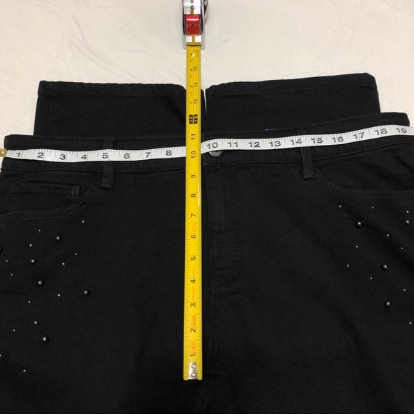 St Johns Bay Black Mid Rise Straight Leg - Picture 5 of 7